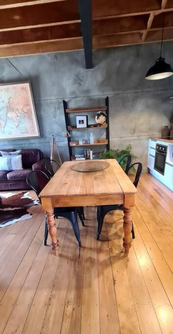Apartment 4 - Haddin Court - Chic Ny Loft Style Blenheim Buitenkant foto
