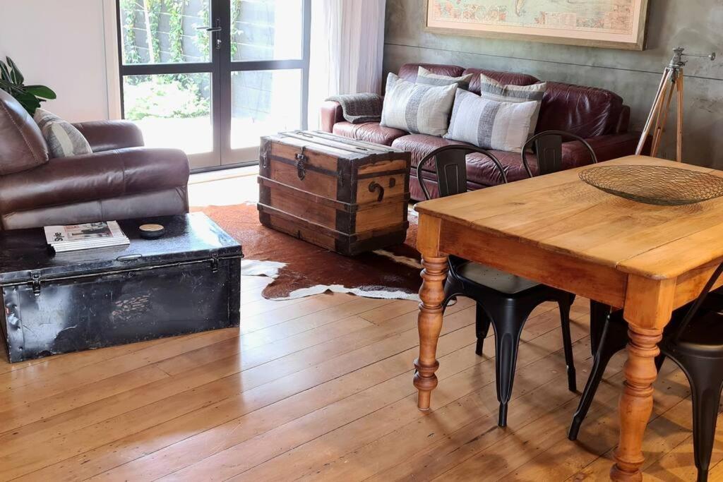 Apartment 4 - Haddin Court - Chic Ny Loft Style Blenheim Buitenkant foto